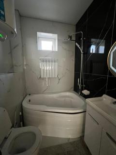 Royal hostel - 1