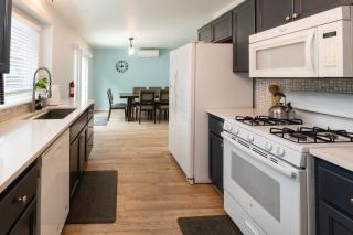 9 Mi to Smith Rock SP! Family Home w/ Fenced Yard - 4