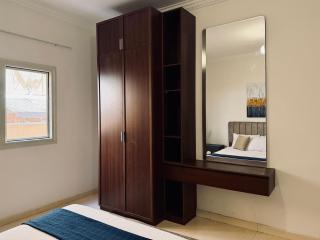 VIOLA by Elegant Hospitality - near Waterway Mall - 7