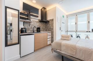Modern Apartment in Arturo Soria Fully Equipped - 7