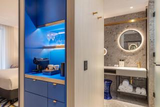 Hotel Indigo Melbourne Little Collins by IHG - 5