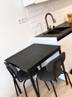 Cozy Apartment Near Old Town & Promenada - 6