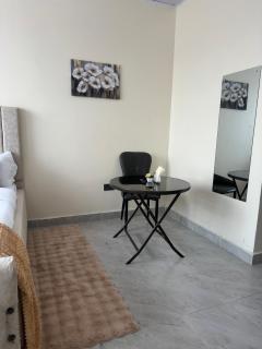 Selah Cozy Rooftop Haven - 3