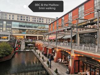 B&W Centrally located 1 En-suite & free parking - 1