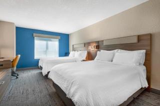 Holiday Inn Express & Suites Northwood by IHG - 2