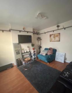 Minimalist Single Bedroom - 5