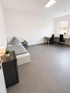 Corporate Housing - nahe Landshut, Flughafen München, A92 - 13 Zimmer - Bis 30 Personen - 7