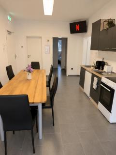 Corporate Housing - nahe Landshut, Flughafen München, A92 - 13 Zimmer - Bis 30 Personen - 9