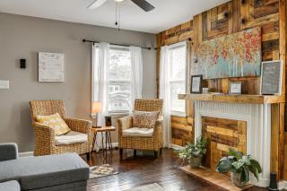 4 Mi to Downtown Columbus! Updated Home w/ Yard - 3