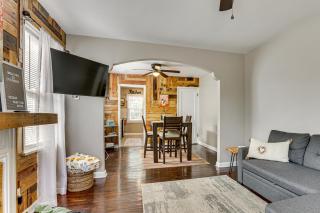 4 Mi to Downtown Columbus! Updated Home w/ Yard - 2