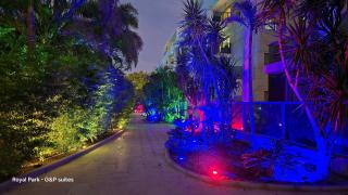 Royal Park 8&60 swimming Pool - by G&P suites - 3