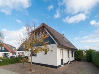 Villa with view over the park De Buitenplaats - 0