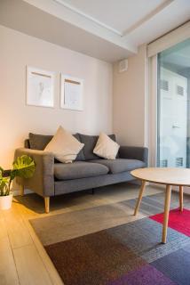 Modern 1BR Flat Prime Location Luxury Living - 4