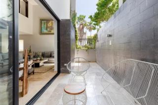 Luxury Apartment 106 wpool & gym by Puerto Cancún - 2