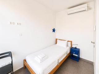 Bright 2BR in Hype Neighborhood by FeelHome - 3