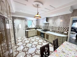 Lovely & Spacious House 7m to the beach with Terrace - 9