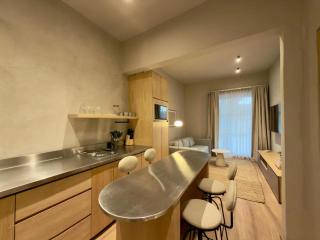 NEW designer studio in authentic Roma Norte - 8
