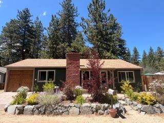 South Lake Tahoe Keys State Streets Cabin - 8