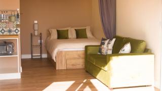 Copper Coast Guest House with Sea Views - 4