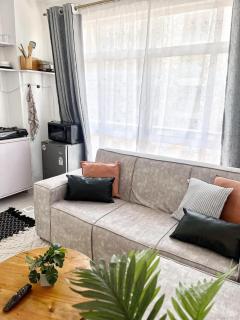 imani suite - 6