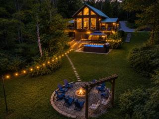 Heated Spa Pool and Golf Sim plus Hot Tub and Game Room in Hocking Hills - Logan - 9