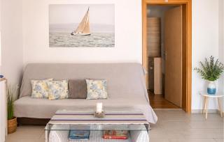 Awesome Apartment In Vir With Wifi - 8