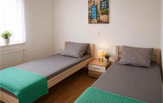 Awesome Apartment In Vir With Wifi - 4