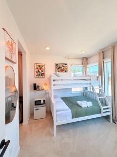 Cozy Ensuite Room Near Mt Rainier and Seattle - 0