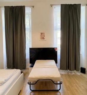 Cozy Prague Muzeum - Wenceslas square - 1