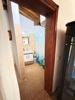 Stone mansion with private pool and garden and authentic village house - 6