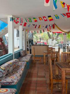hostal EMBAMAR - 7