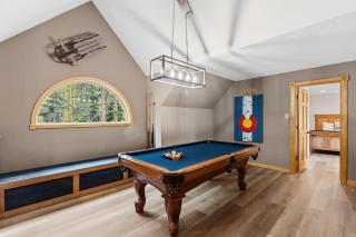 9 BDR Close to Main Street with Secluded Hot Tub - 6