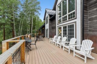 9 BDR Close to Main Street with Secluded Hot Tub - 7
