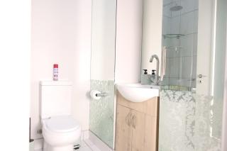 Luxury Rivonia Apartment Retreat with Balcony - 2
