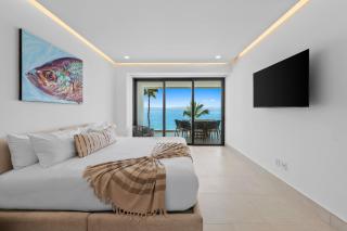 Panarea Beachfront Living - Pools Spa Gym & Luxury Amenities - 6