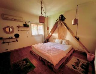 Teepee Room In a Shared Apartment - 7