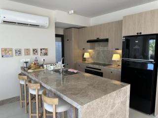 Almaza Bay Holiday Homes By Bluekeys - 2