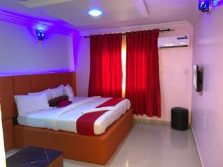 Diamond Groove Hotel & Suites - 7