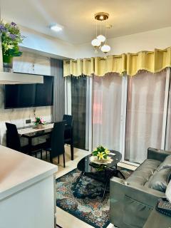 Azure Condo 1BR Next to Mall, Near City & Airport - 7