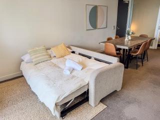 2BR Stylish CBD Apartment with Pool, Gym & Sauna - 1