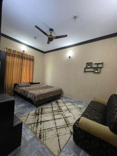 Your Perfect Home Away From Home - 8