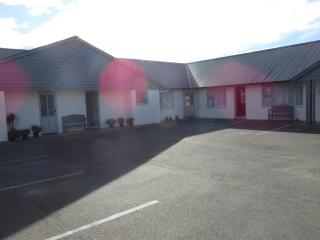 388 Tay Motel - 6