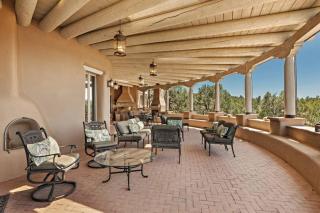 Villa Namaste Mountain View Luxury Home in Santa Fe NM - 9