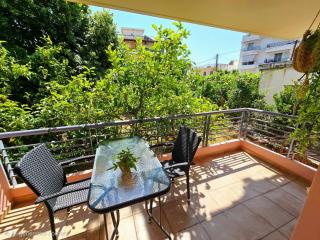 The Garden Studio - Spacious Balcony - 5