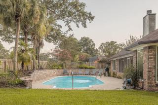 Pensacola Golf Course Escape 3 br 3ba - 1