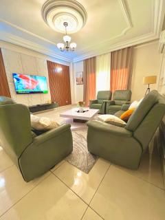 Bonapriso Premium Apartment - 0