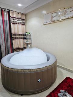 Studio Meublé avec Jaccuzi 24h - 9