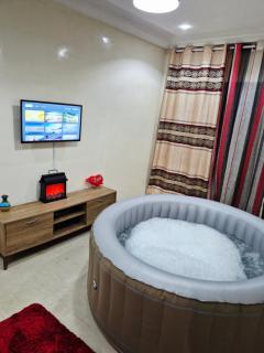 Studio Meublé avec Jaccuzi 24h - 9