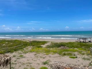 Departamento a orilla de la Playa - 6