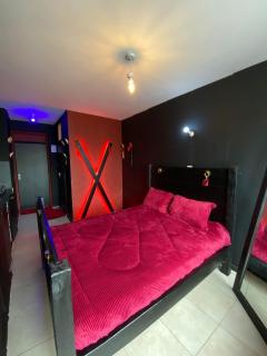 ZiY Velvet Suite Romantic Escape - 9